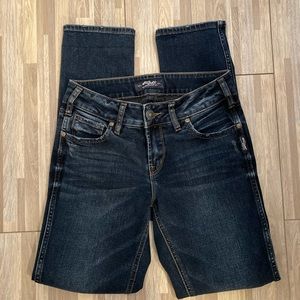 Silver Jeans Elyse Mid Rise straight leg size 25waist 30 length